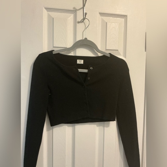 Tops - Black Long Sleeve Crop Top/ cardigan